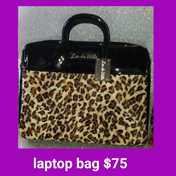 lux de ville Accessories - Lux de ville laptop case new!